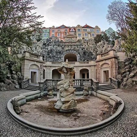 Na Kozacce 6 Apartment *