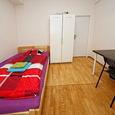Apartment Na Kozacce 6 *