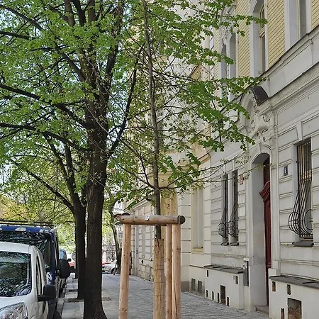 Na Kozacce 6 Prague